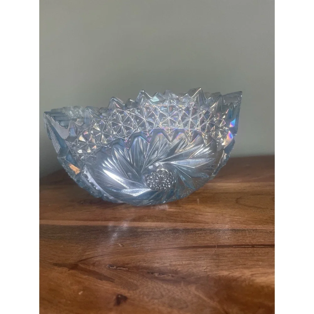LE Smith Glass Comet in the Stars Light Blue Carnival Glass 7.5